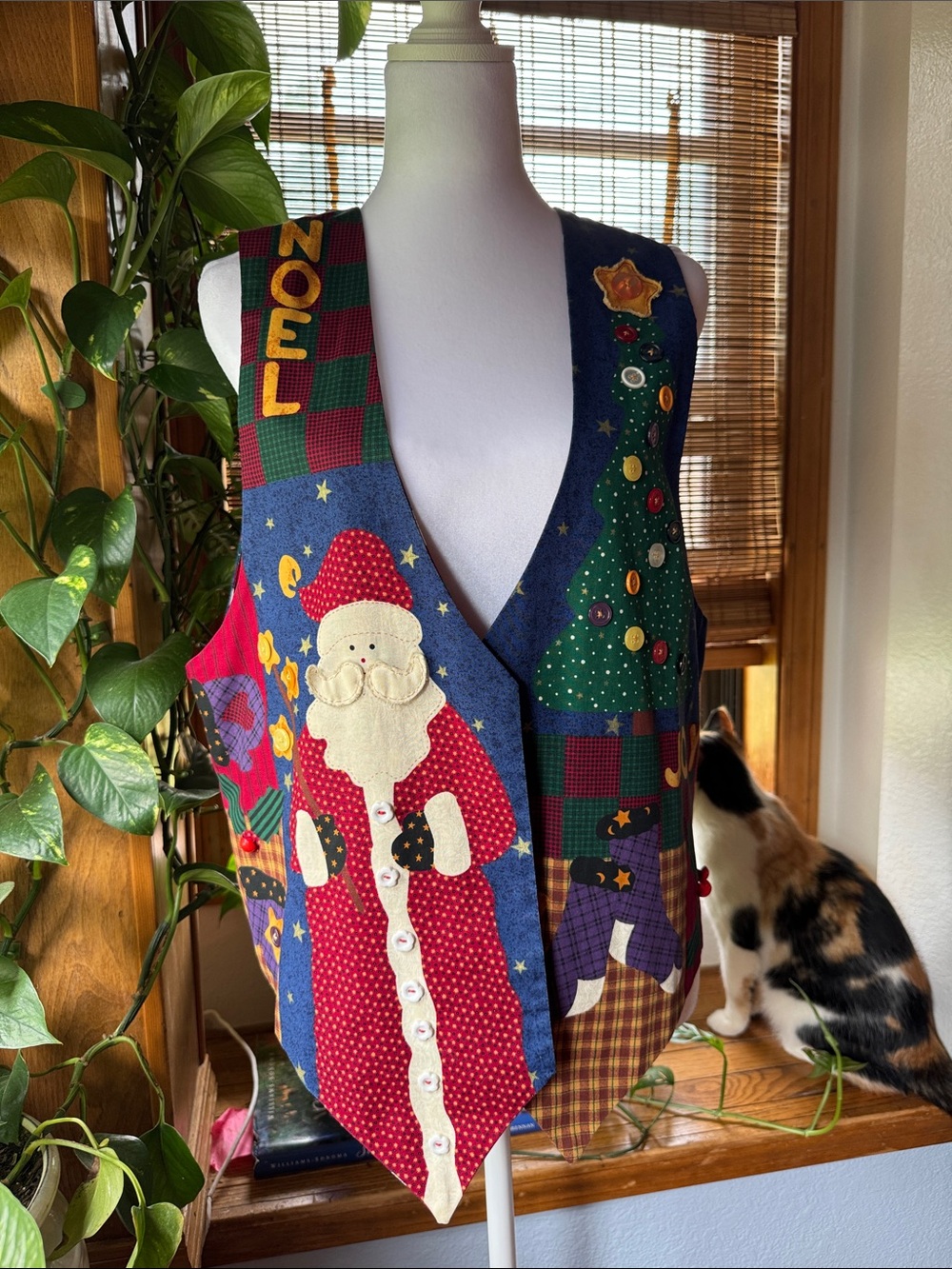 VTG 90s Handmade Christmas Patchwork Quilted Vest Teacher Noel Joy Santa Large